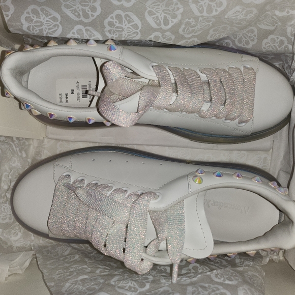 Alexander McQueen Women's Sneakers Sz EU 39 (2 colors Black & White) - Picture 3 of 16